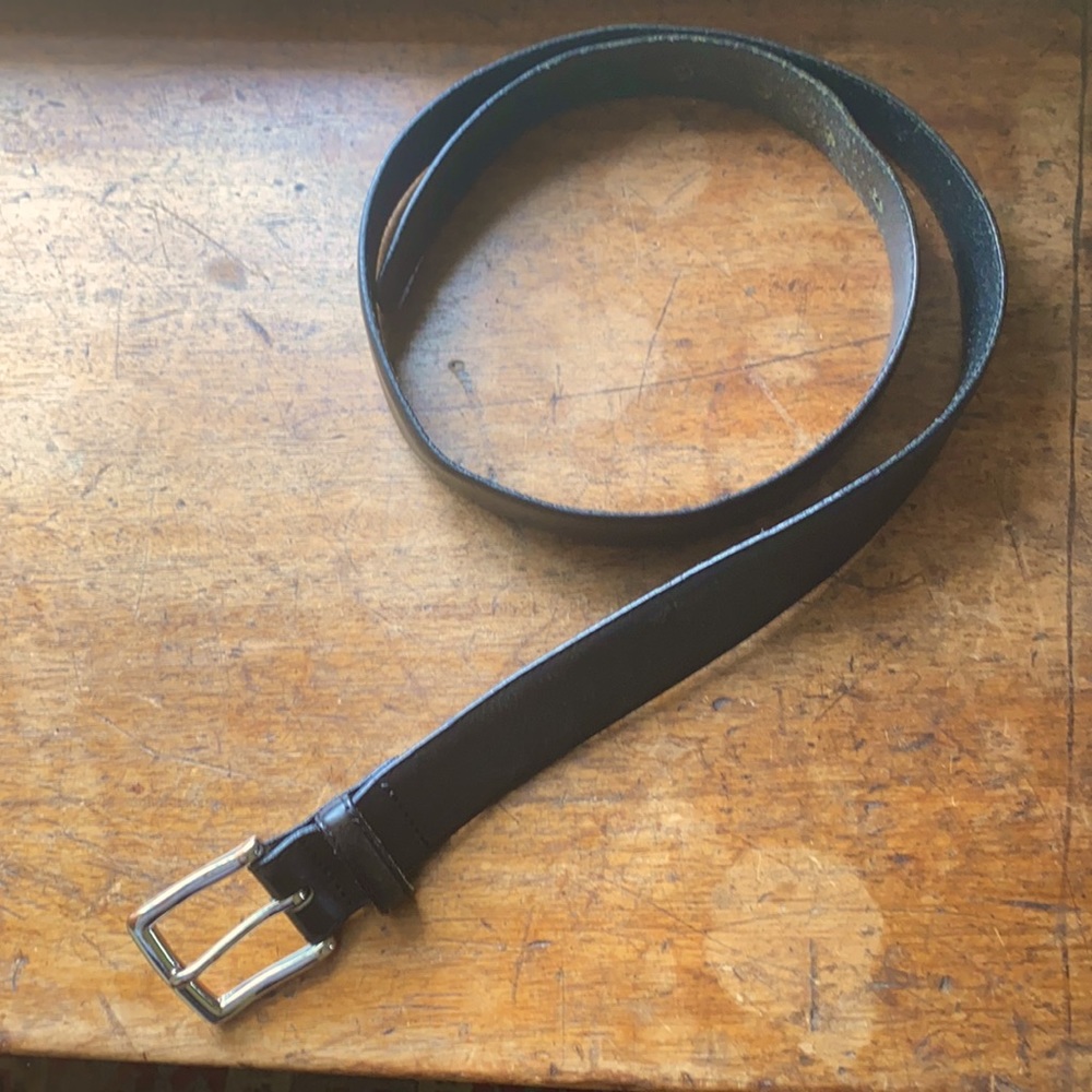 Men’s size 32 j crew black leather belt